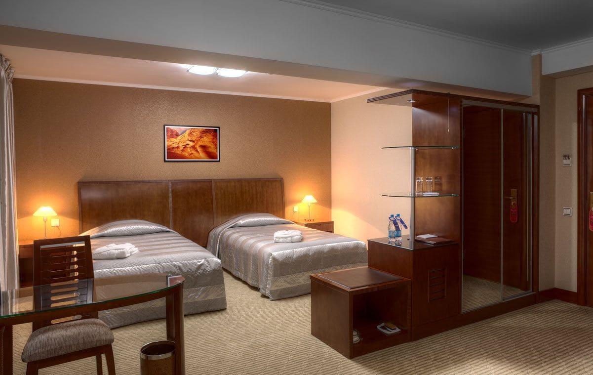 Voyage Hotel Alma-Ata Buitenkant foto